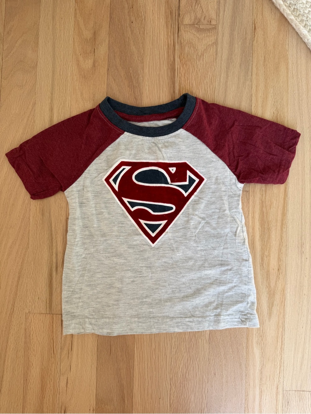 Superman Graphic T-Shirt DC Comics - 2T